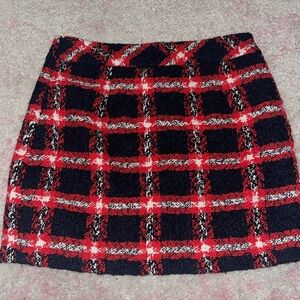 Tweed mini skirt